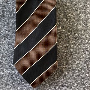 Holland & Sherry All Silk Made in USA Tie